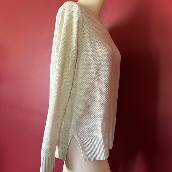 EUC Gap boat neck khaki knit light sweater - Picture 2 of 12